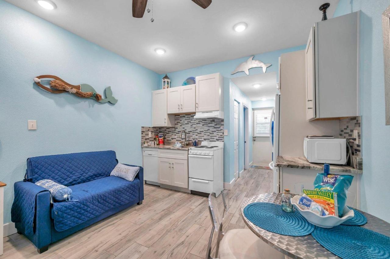 Picturesque Waterfront Studio Clearwater Beach Exterior photo