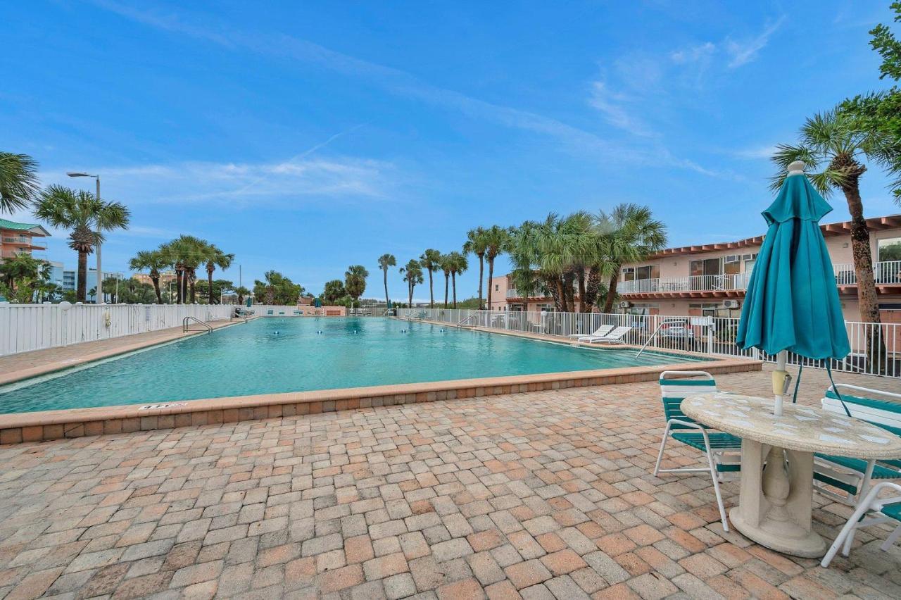 Picturesque Waterfront Studio Clearwater Beach Exterior photo